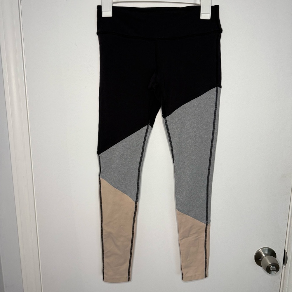 Colorblock High-Waist Leggings in Black, Gray & Beige